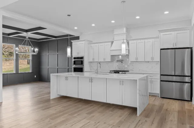 $1,199,999 | 10541 East Brainerd Road, Apison, TN 37302