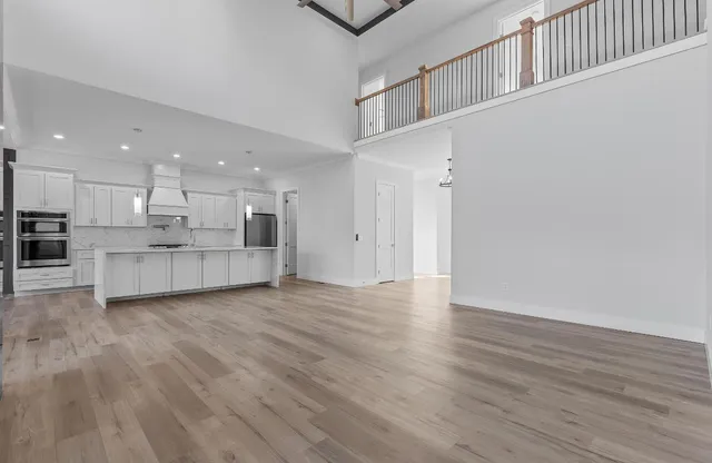 $1,199,999 | 10541 East Brainerd Road, Apison, TN 37302