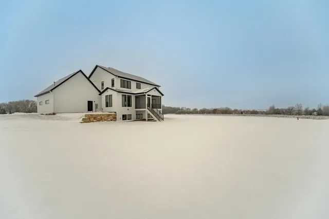 $1,329,000 | 4629 Royal Oaks Circle Southwest, Rochester, MN 55902