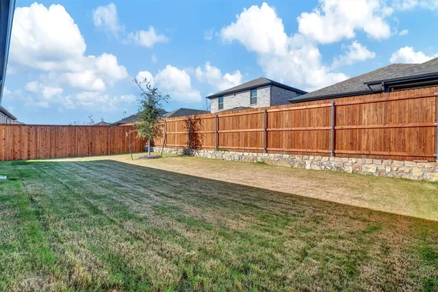 a view of a basket ball court