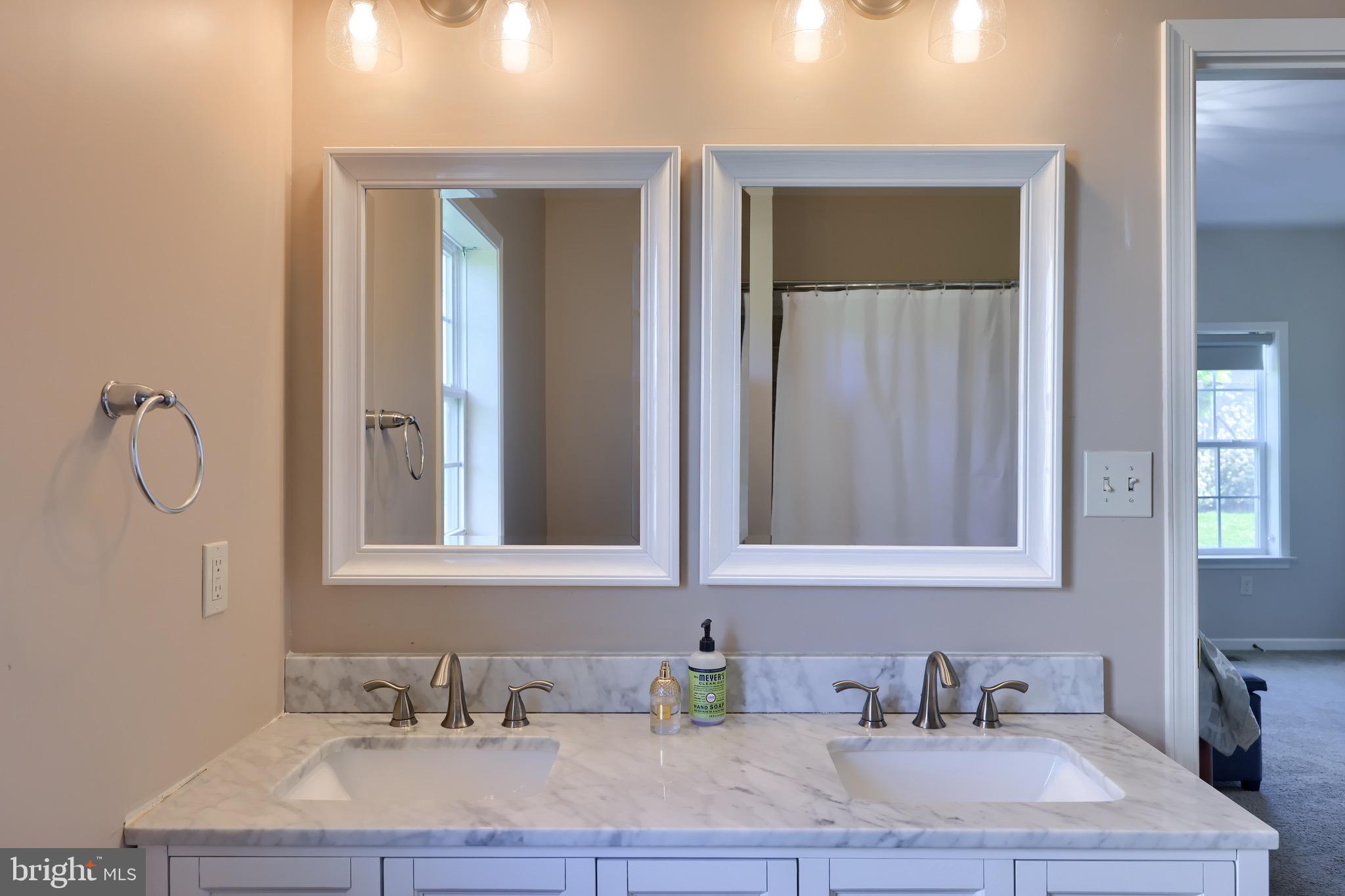 608 Warminster Lane Lititz, PA 17543 - Photo 26 of 40 Gallery Image 26
