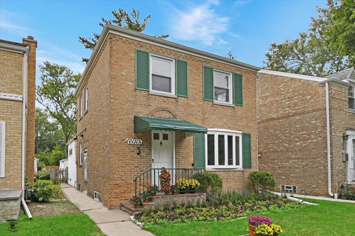 7839 East Prairie Road Skokie, IL 60076 - Photo 1 of 33