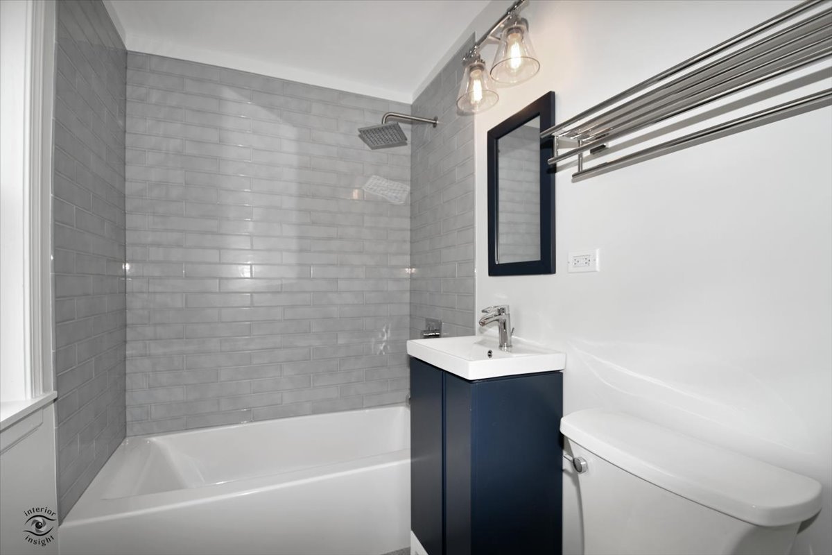 7839 East Prairie Road Skokie, IL 60076 - Photo 26 of 33