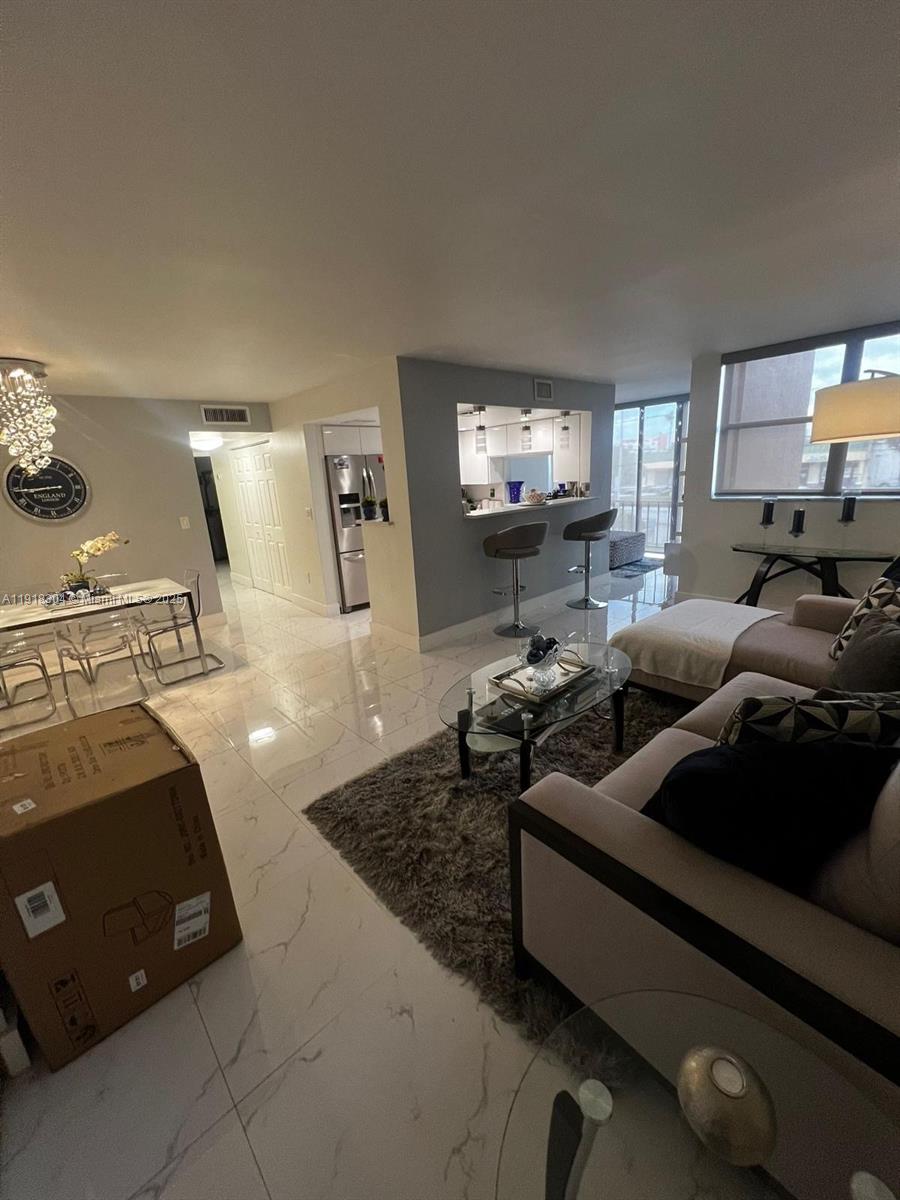 9410 West Flagler Street, Unit 203 Miami, FL 33174 - Photo 3 of 12