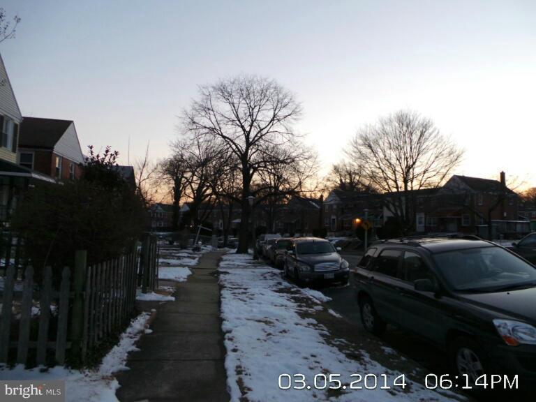 747 South Woodington Road Baltimore, MD 21229 - Photo 2 of 11 Exterior (General)