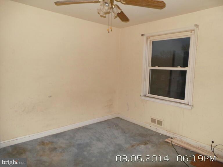 747 South Woodington Road Baltimore, MD 21229 - Photo 11 of 11 Bedroom