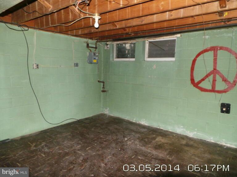 747 South Woodington Road Baltimore, MD 21229 - Photo 7 of 11 Basement