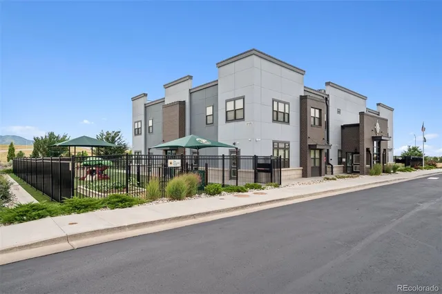 $800,000 | 9180 Fraser River Street, Littleton, CO 80125