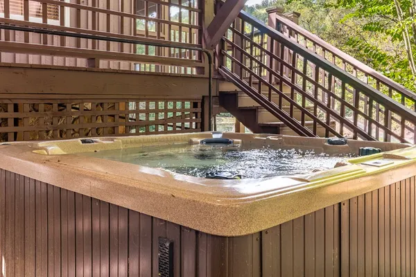 $500,000 | 131 Ralph Hickey Road, Chatsworth, GA 30705