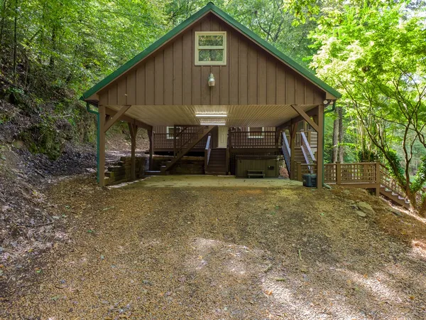 $500,000 | 131 Ralph Hickey Road, Chatsworth, GA 30705