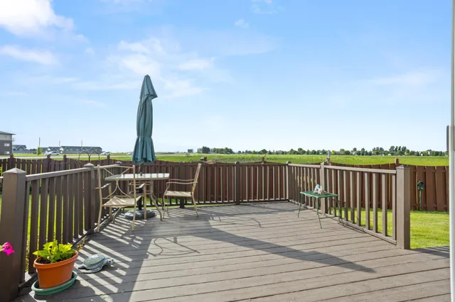 $415,000 | 705 43 1/2 Avenue South, Moorhead, MN 56560