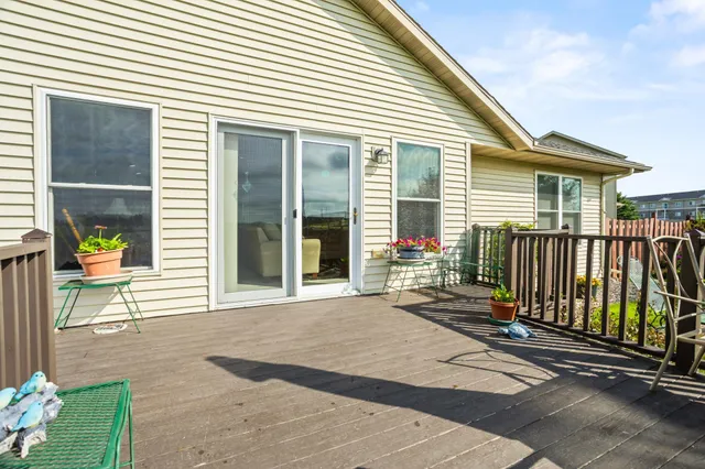 $415,000 | 705 43 1/2 Avenue South, Moorhead, MN 56560