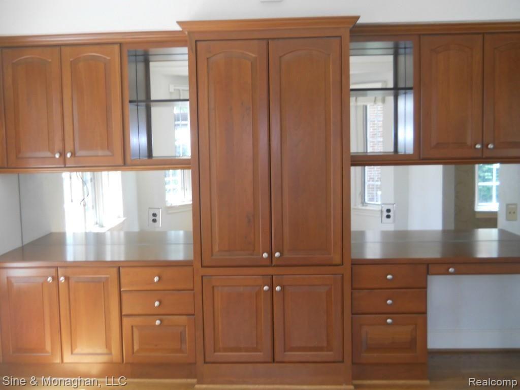 731 Lincoln Road Grosse Pointe, MI 48230 - Photo 14 of 42 DSCN0452.jpg