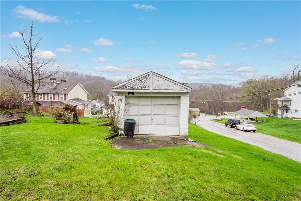 16 Fishpot Road Fredericktown, PA 15333 - Photo 4 of 26 Gallery Image 4