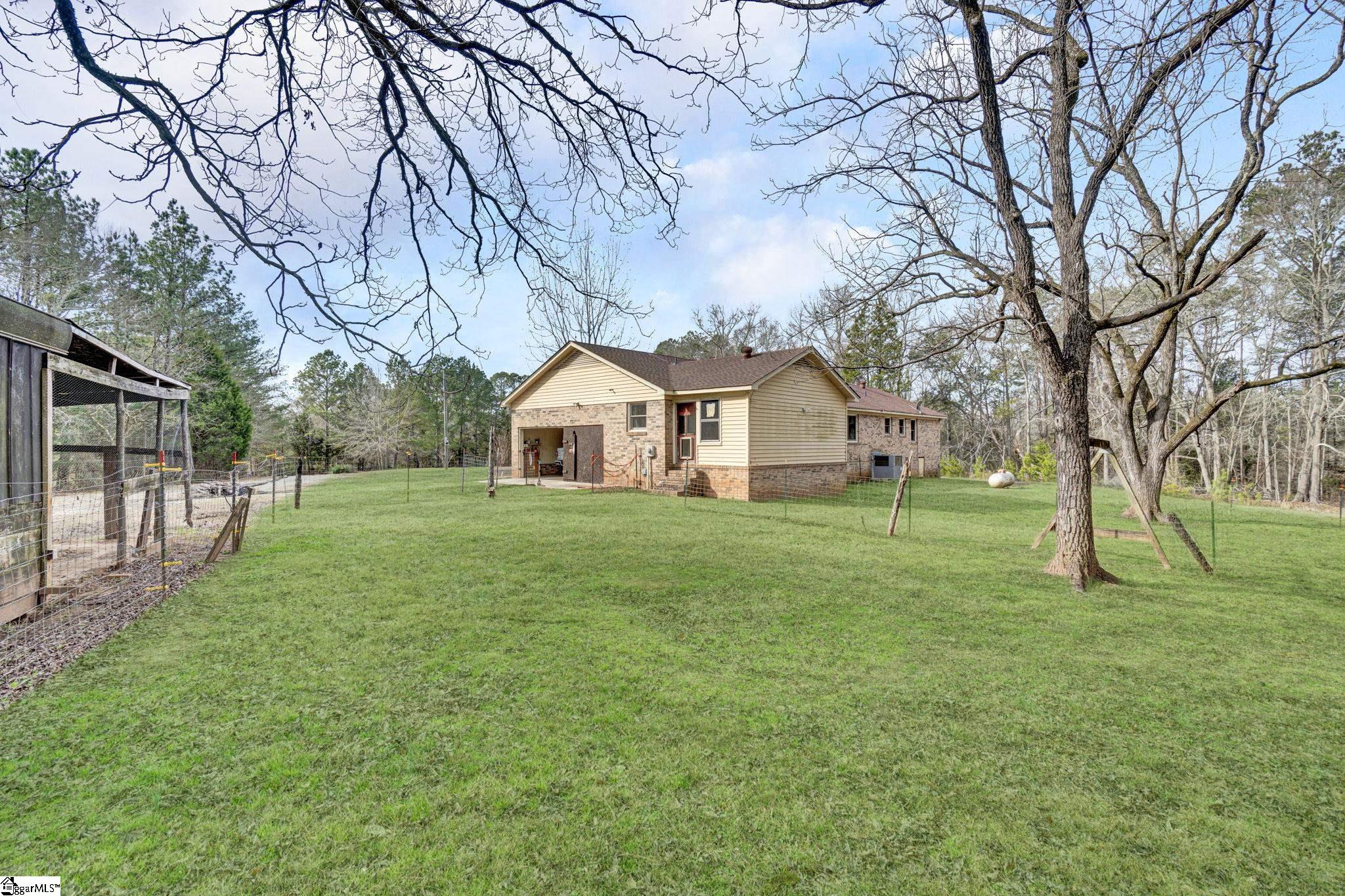 503 Edgewater Road Woodruff, SC 29388 - Photo 38 of 45 Gallery Image 38