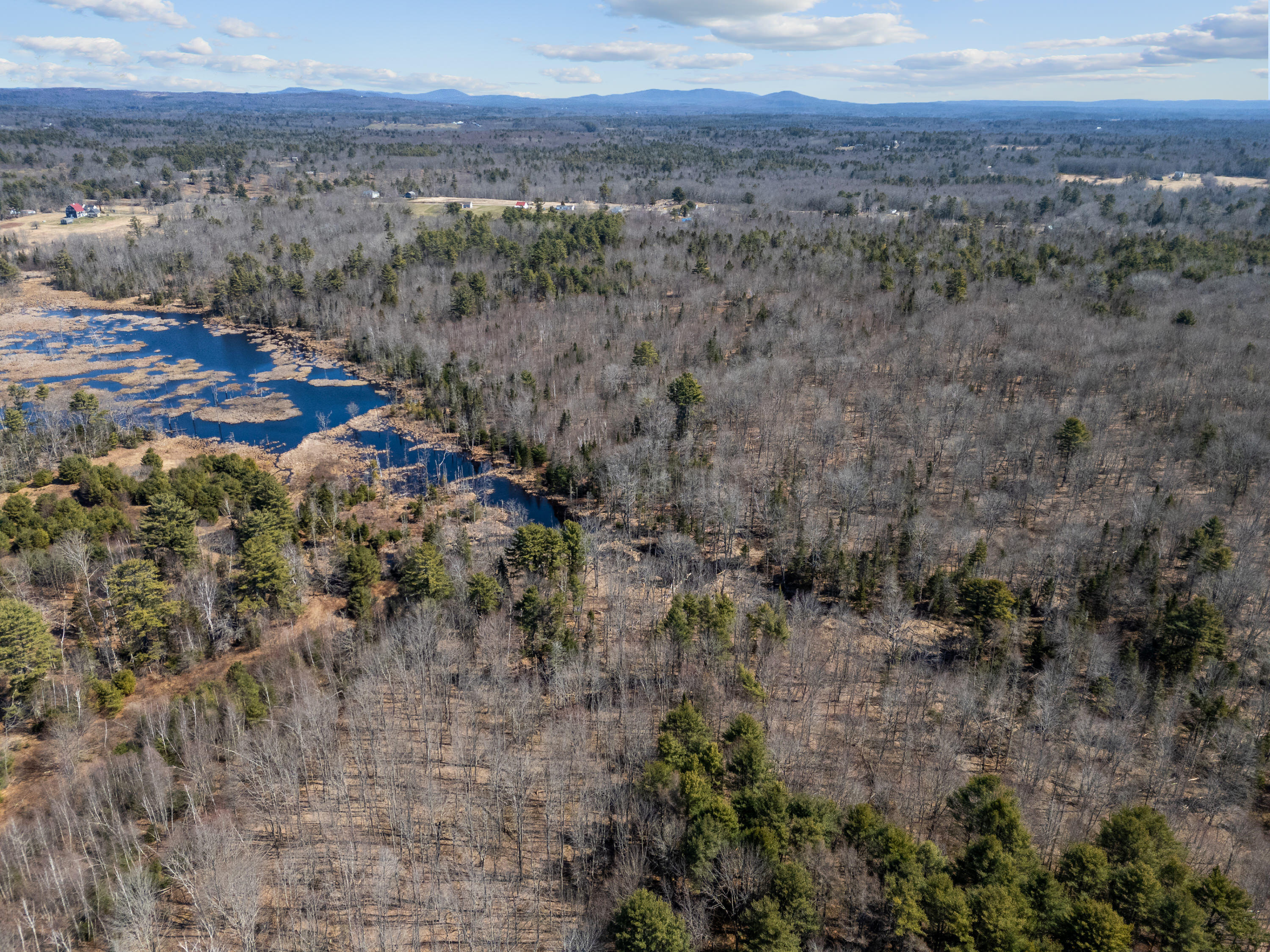 636 Washington Road Waldoboro, ME 04572 - Photo 6 of 24 636 Washington Rd_106