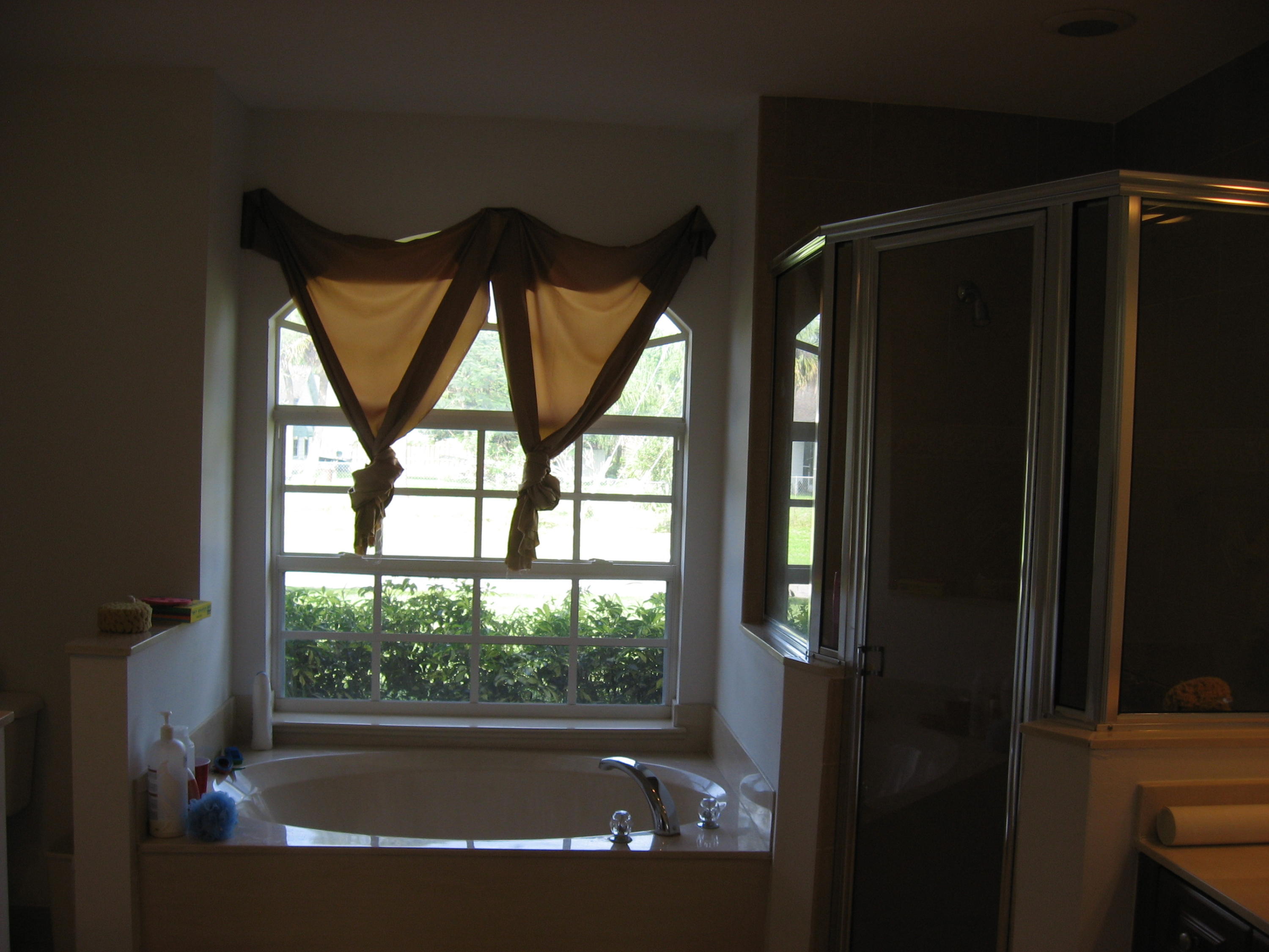 504 Southwest Undallo Road Port St. Lucie, FL 34953 - Photo 14 of 23 Master tub