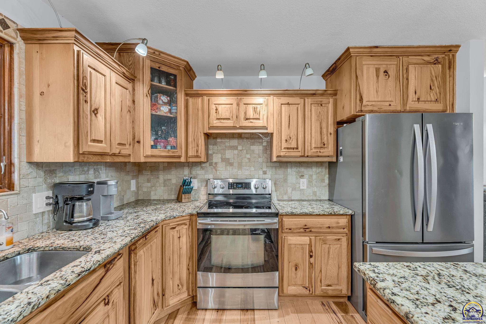 8425 Northeast Marple Road Topeka, KS 66617 - Photo 16 of 46