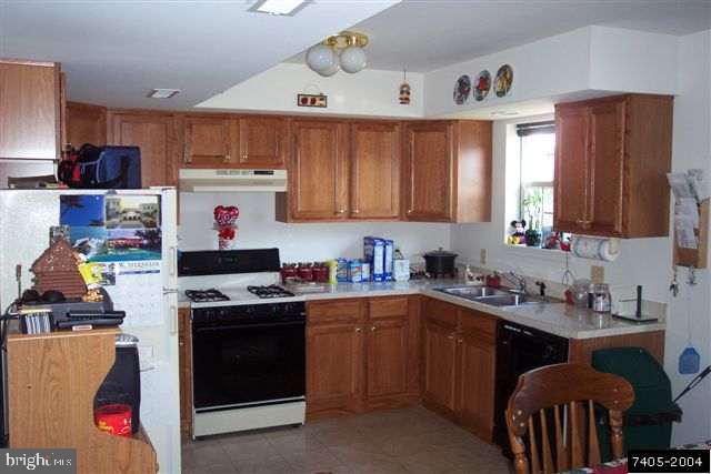 3112 Sundial Road, Unit 584 Dover, PA 17315 - Photo 4 of 7 Gallery Image 4