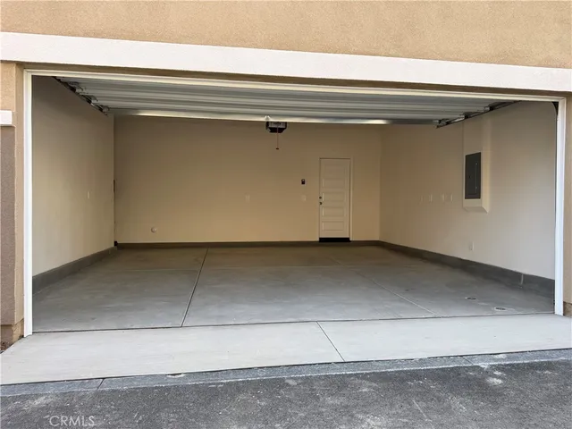 $3,000 | 1120 Tropic Court, Unit 306, Redlands, CA 92374