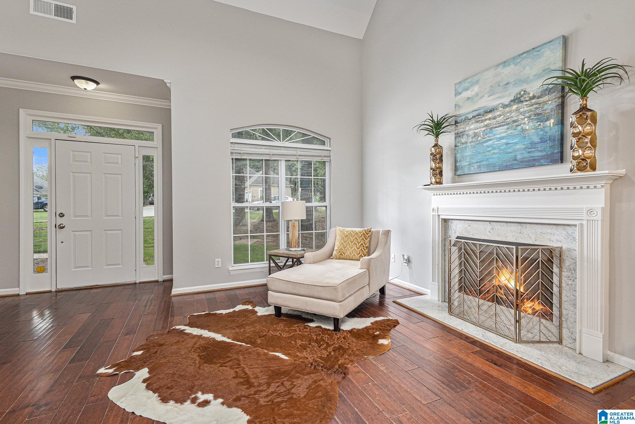 304 Wynlake Circle Alabaster, AL 35007 - Photo 3 of 25