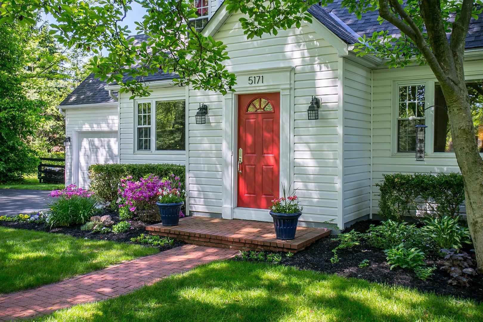 5171 Harlem Road New Albany, OH 43054 - Photo 3 of 37