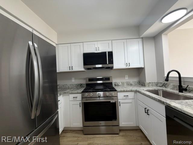 3865 Hunters Way Court Canton, MI 48188 - Photo 10 of 19