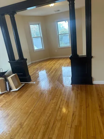 $2,200 | 121 Winfield Street, Unit 3, Worcester, MA 01602