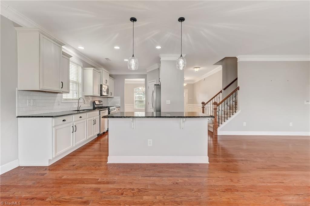 405 Summerwalk Road Greensboro, NC 27455 - Photo 15 of 41