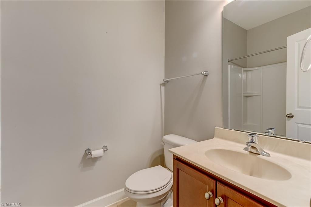 405 Summerwalk Road Greensboro, NC 27455 - Photo 20 of 41