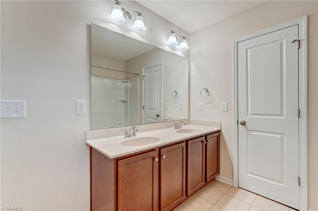 405 Summerwalk Road Greensboro, NC 27455 - Photo 34 of 41