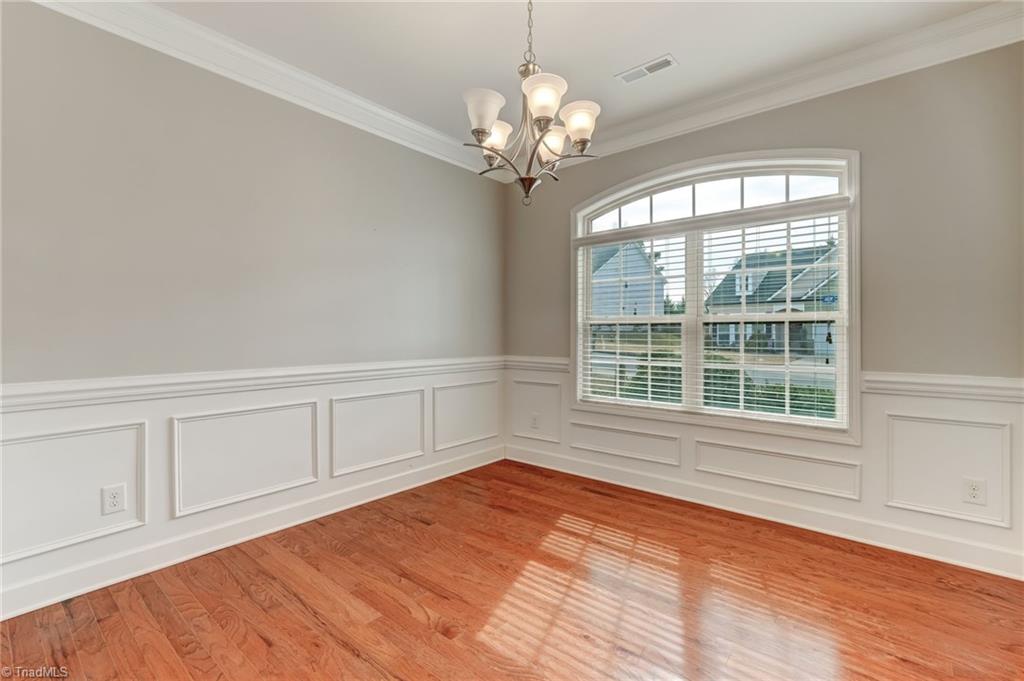 405 Summerwalk Road Greensboro, NC 27455 - Photo 9 of 41