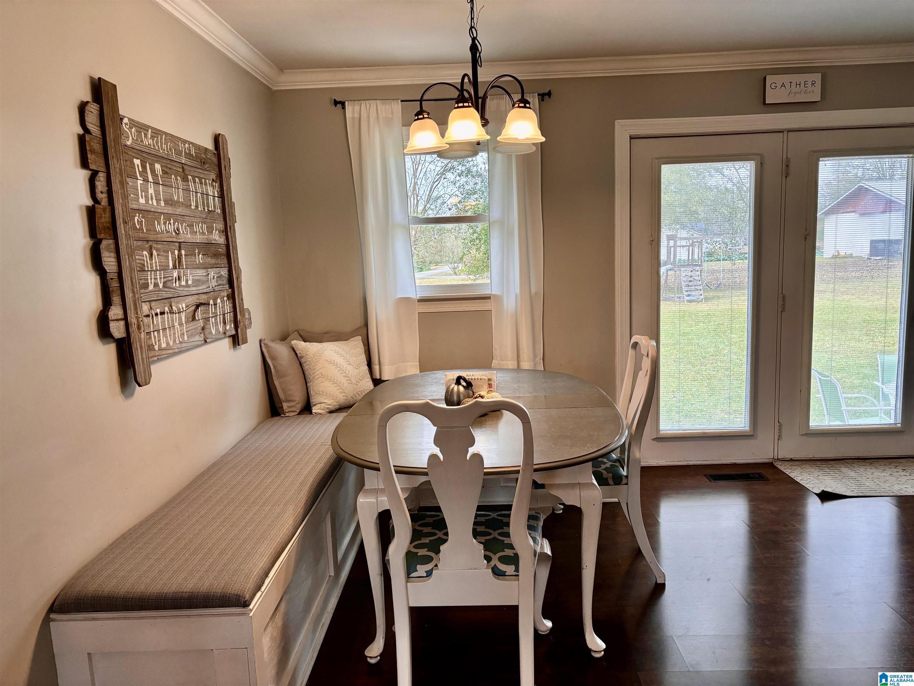 2480 Powell Street Gadsden, AL 35907 - Photo 3 of 15
