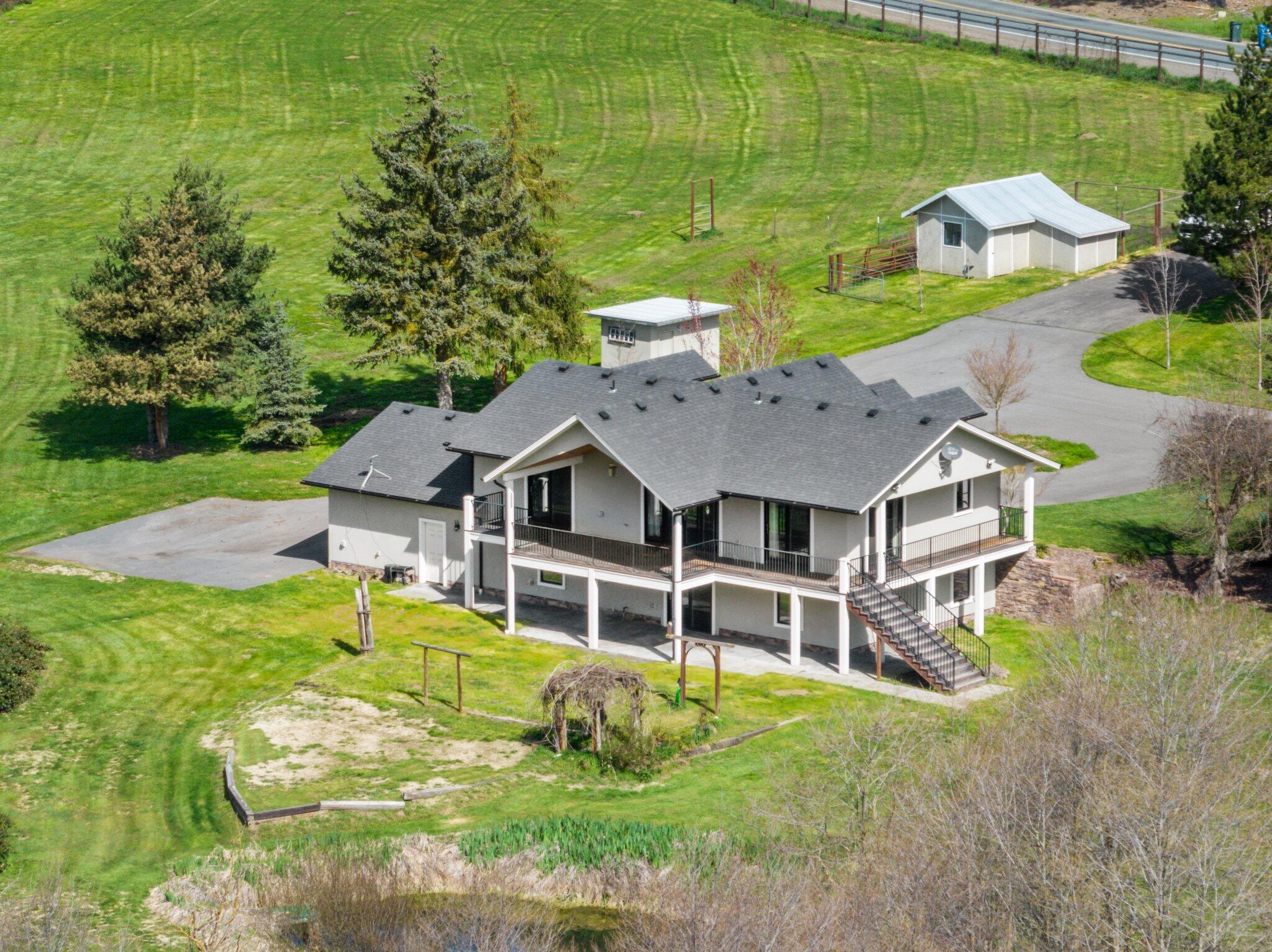 10999 North Applegate Road Grants Pass, OR 97527 - Photo 67 of 96 43-web-or-mls-DJI_0468