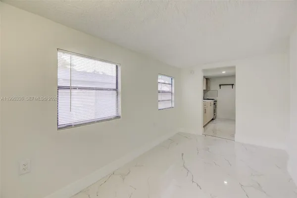$2,000 | 20201 Southwest 117th Court, Miami, FL 33177