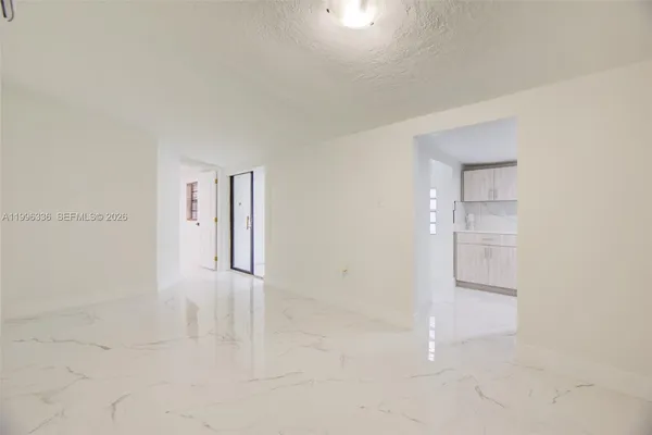 $2,000 | 20201 Southwest 117th Court, Miami, FL 33177