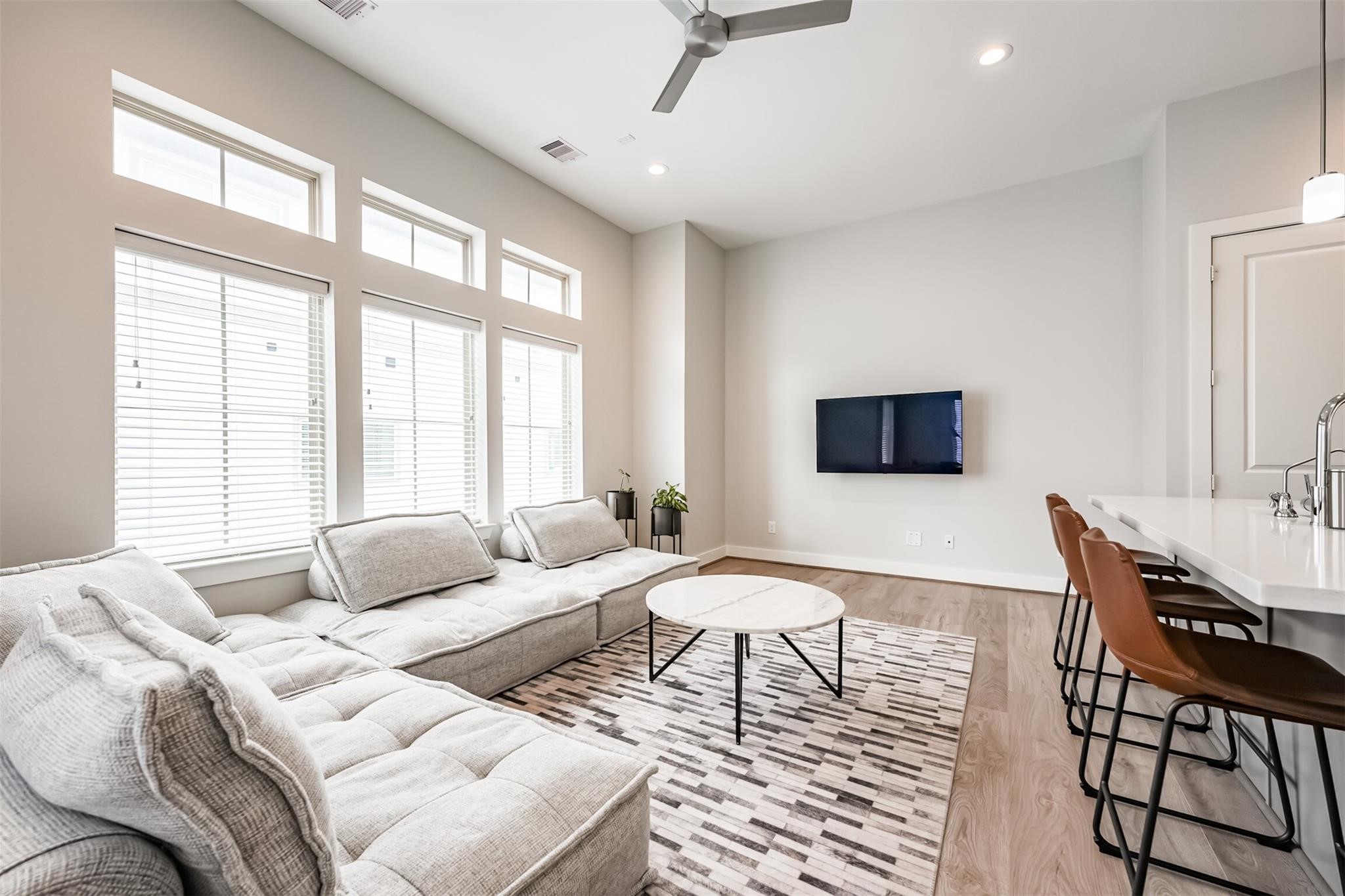 5209 Allen Street, Unit F Houston, TX 77007 - Photo 24 of 40
