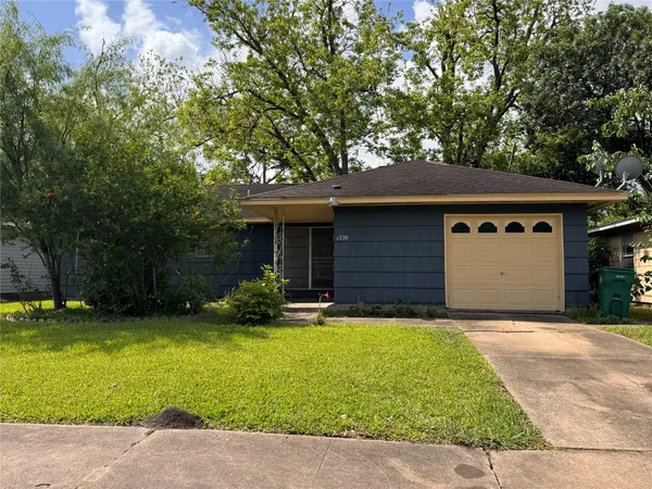 $149,990 | 1220 Fresa Road, Pasadena, TX 77502