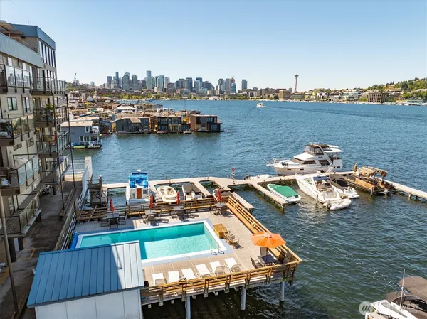 $480,000 | 2301 Fairview Avenue East, Unit 306, Seattle, WA 98102