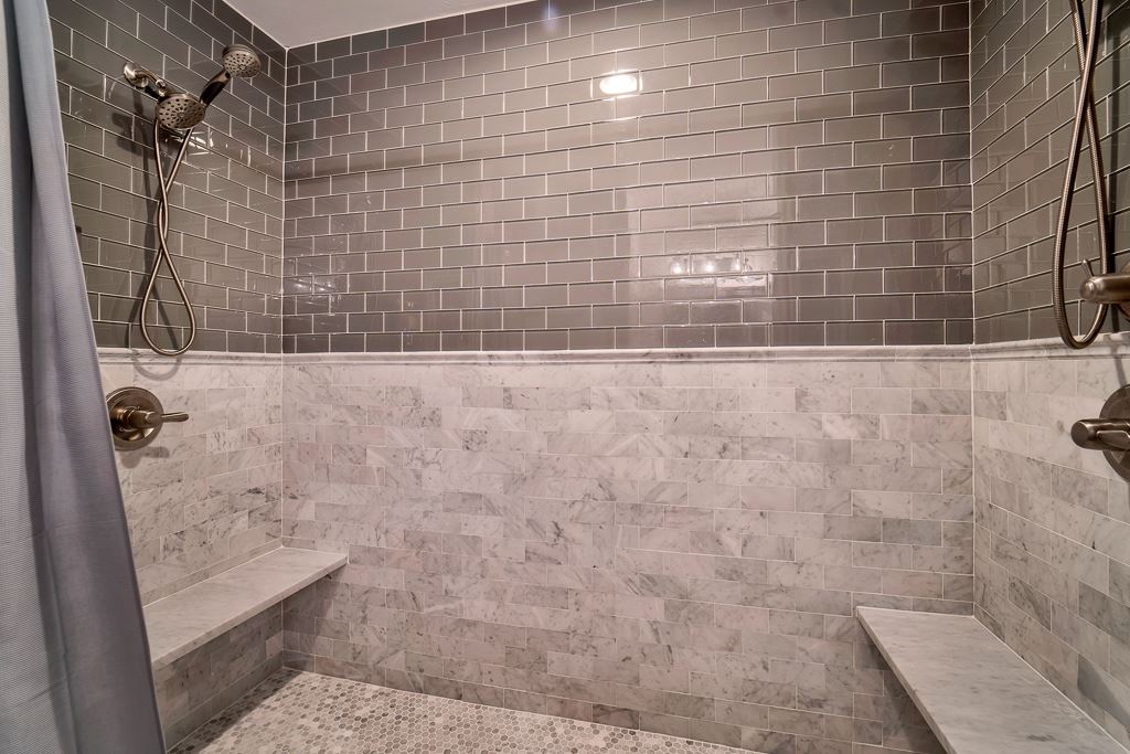 16345 Beasley Road Foley, AL 36535 - Photo 10 of 24 Custom Shower