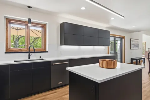 $1,449,000 | W307N2873 Fieldwood Drive, Delafield, WI 53072
