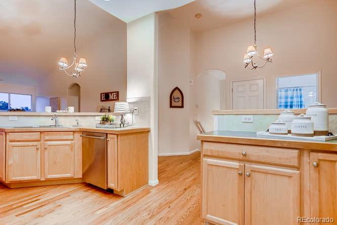 6557 South Reed Way, Unit B Littleton, CO 80123 - Photo 9 of 25 Gallery Image 9