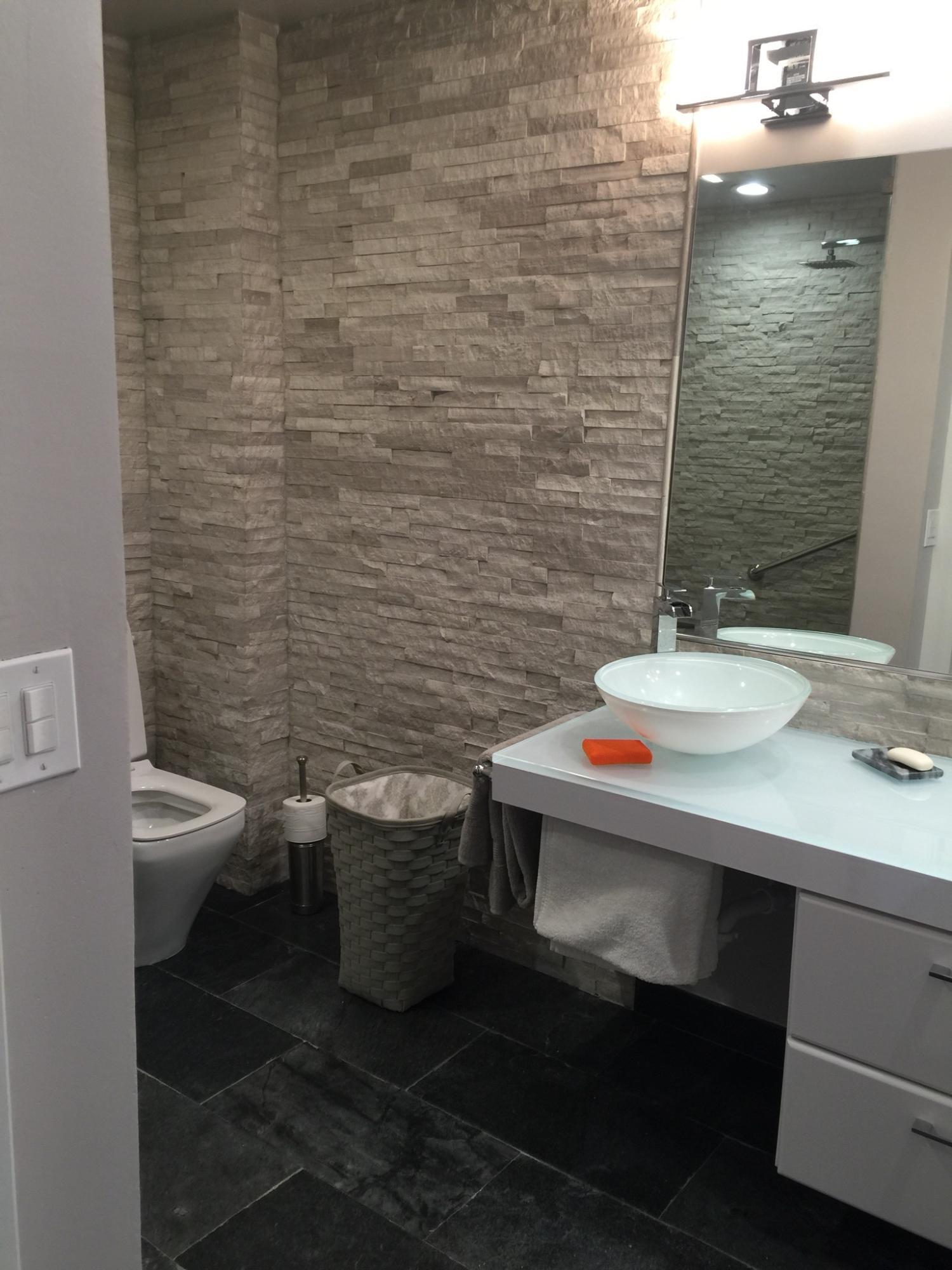 7770 La Mirada Drive Boca Raton, FL 33433 - Photo 9 of 55 a bathroom with a sink and a toilet