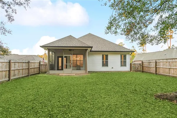 $267,000 | 18536 South Brookfield Drive, Ponchatoula, LA 70454