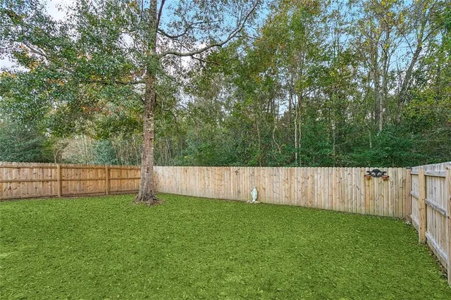 $289,000 | 18536 South Brookfield Drive, Ponchatoula, LA 70454