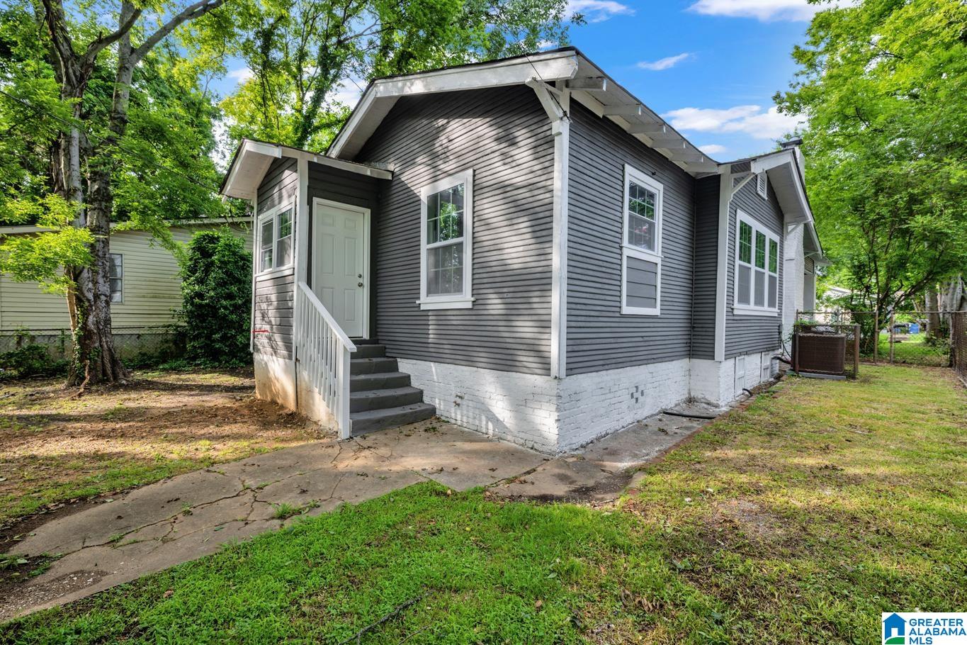 314 43rd Street Fairfield, AL 35064 - Photo 4 of 19