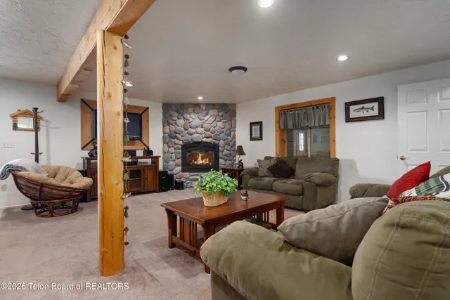 $1,295,000 | 1102 Pine View Lane, Driggs, ID 83422