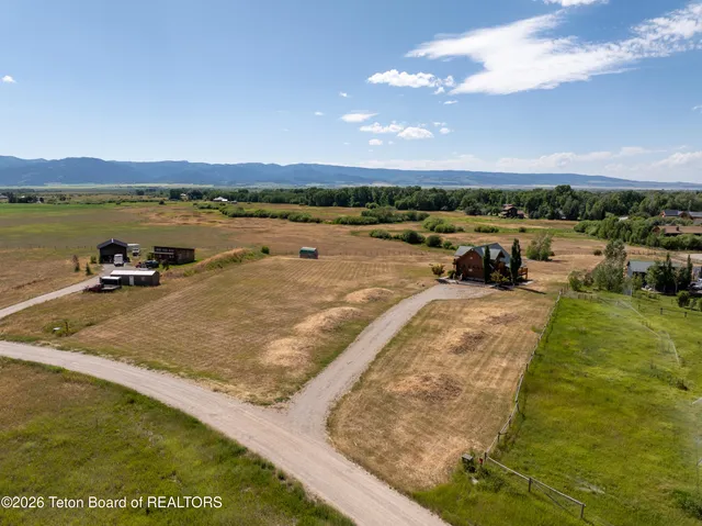 $1,295,000 | 1102 Pine View Lane, Driggs, ID 83422