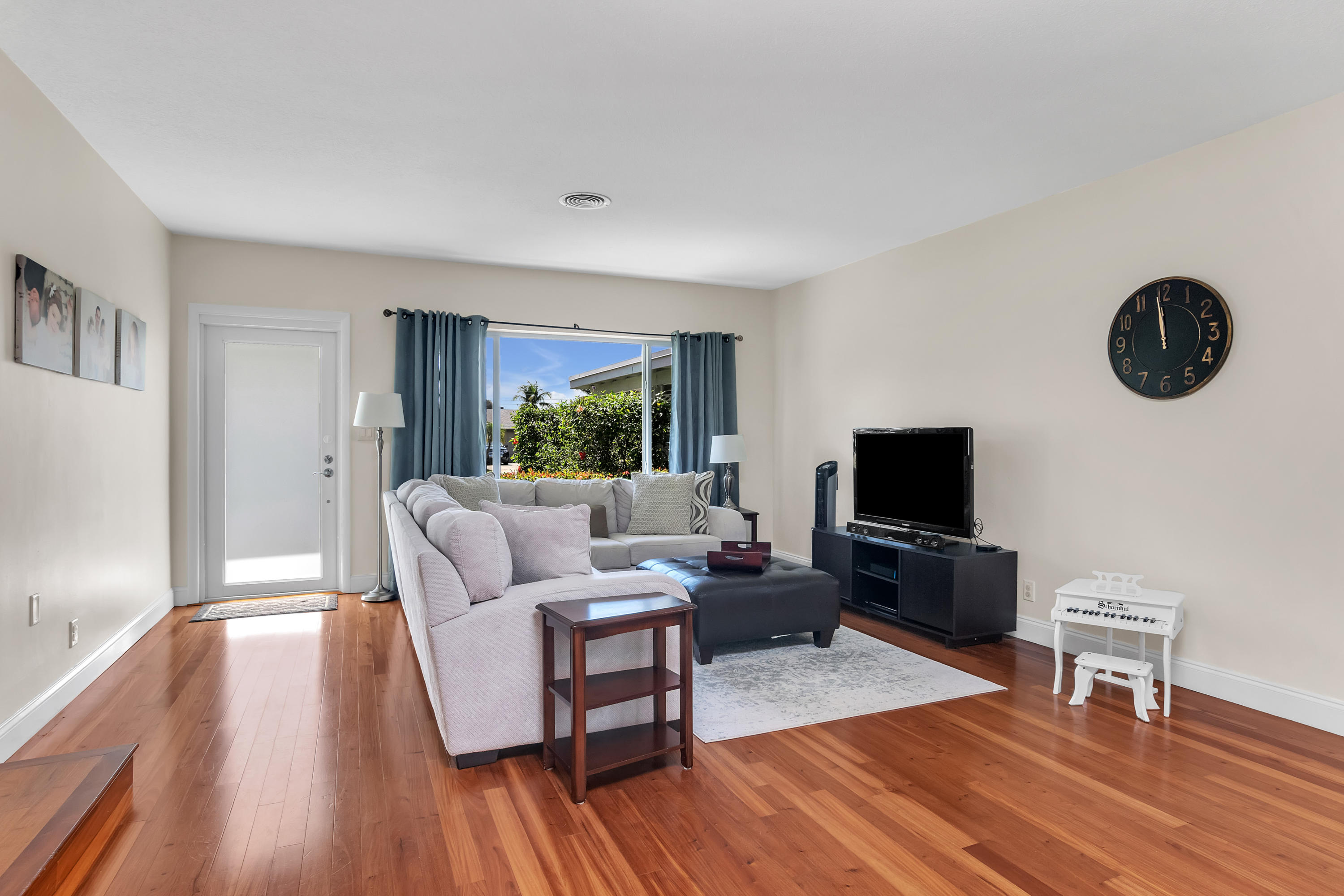 465 Northeast 34th Street Boca Raton, FL 33431 - Photo 2 of 29 DSC_8335