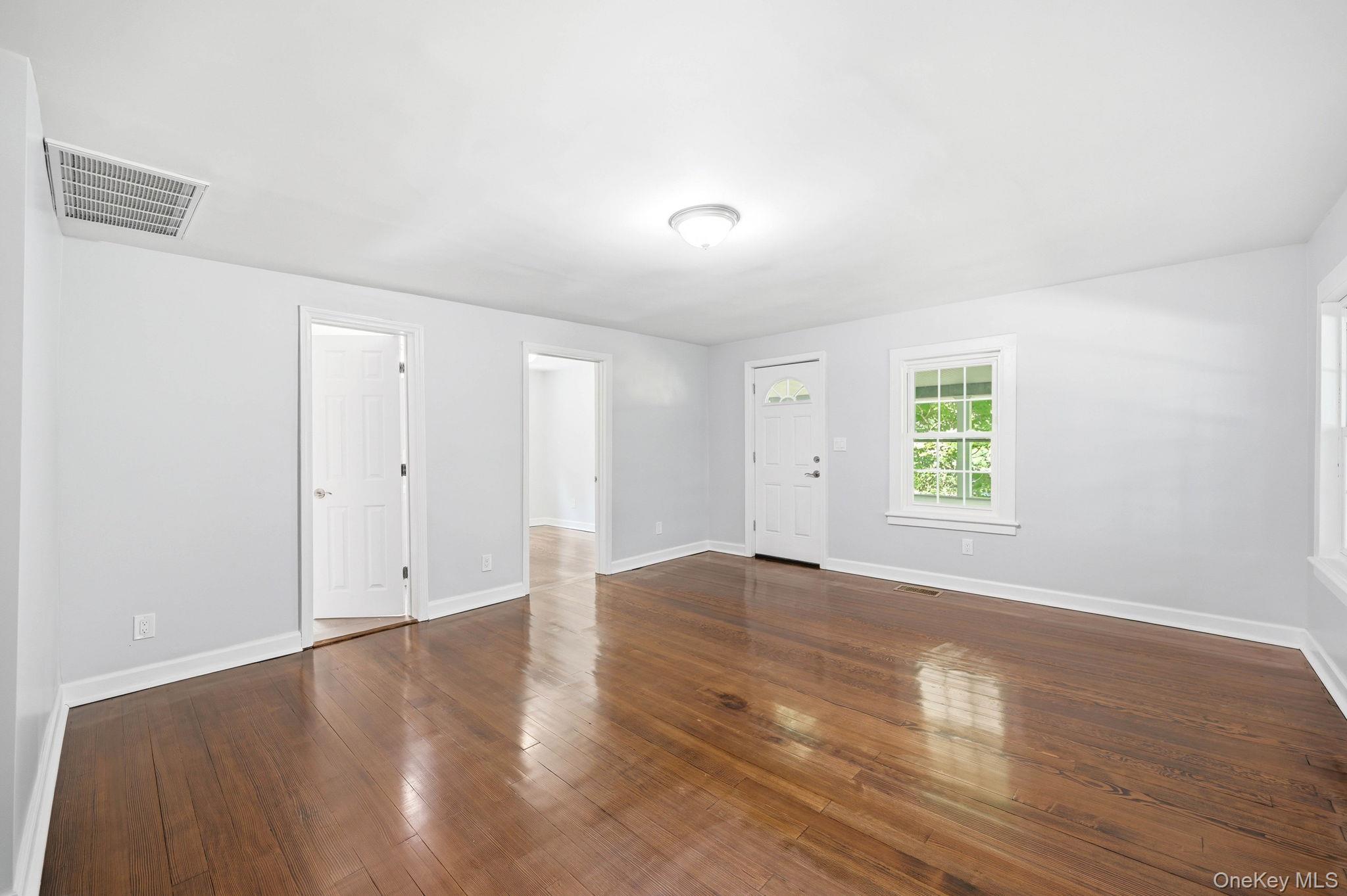 472 Bullet Hole Road Mahopac, NY 10541 - Photo 7 of 45
